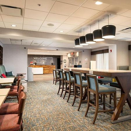 Hampton Inn Buffalo - Amherst Exteriör bild