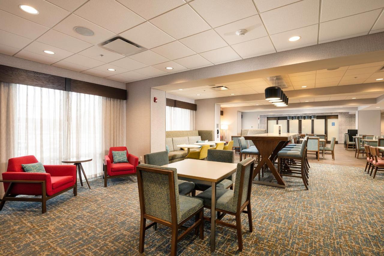 Hampton Inn Buffalo - Amherst Exteriör bild