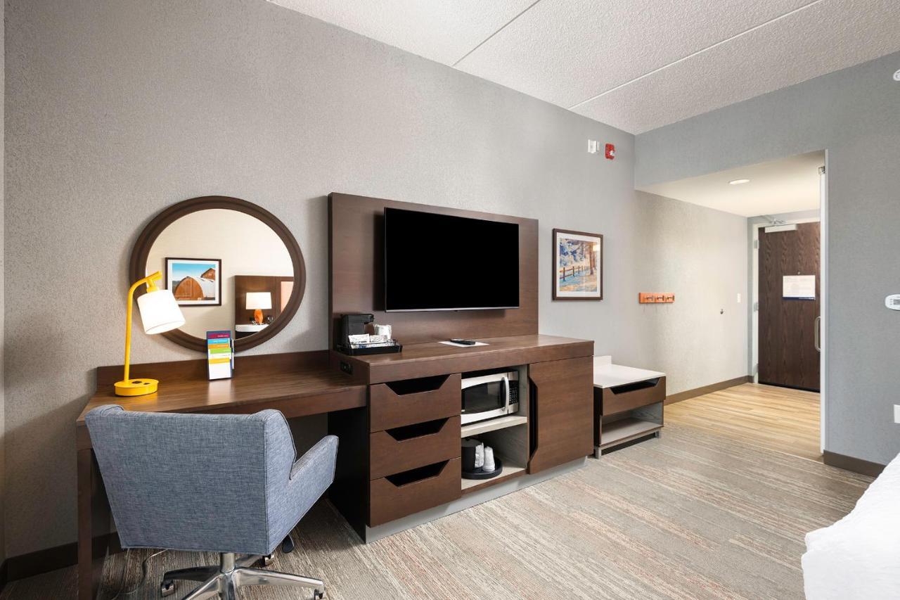 Hampton Inn Buffalo - Amherst Exteriör bild