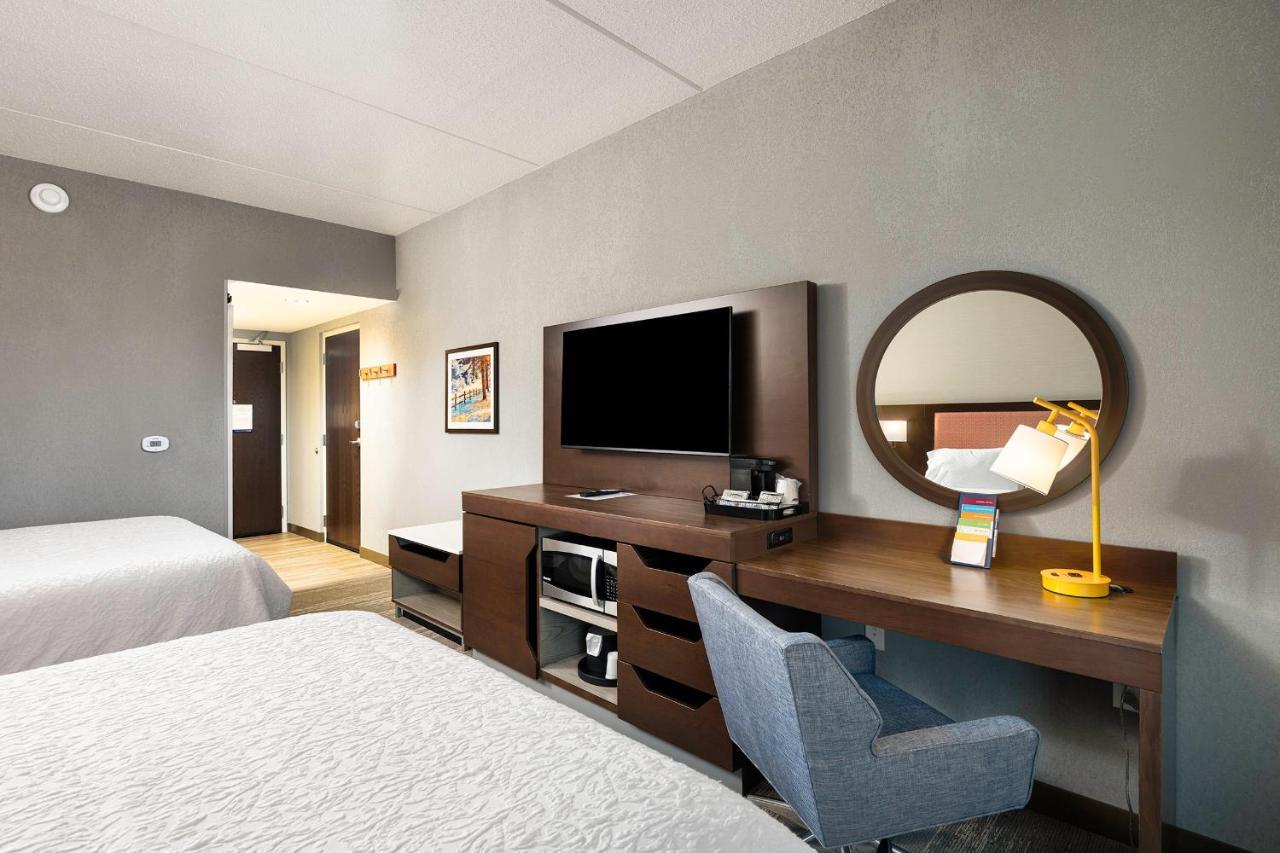 Hampton Inn Buffalo - Amherst Exteriör bild